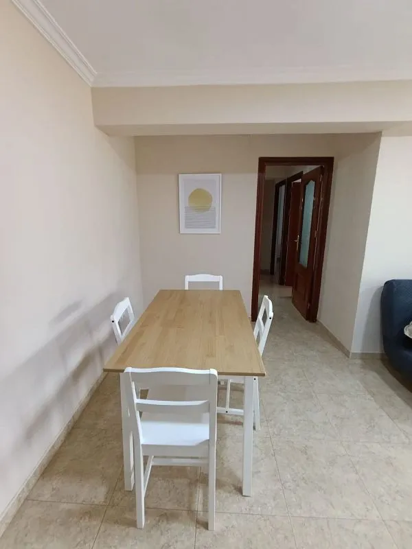 Söögituba - Furnished Flat with Air Conditioning in Rochelambert