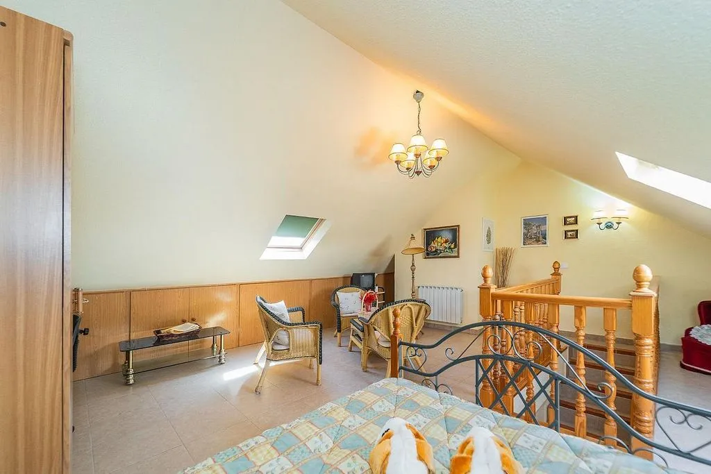 Camere da letto - Terraced Semi-Detached House with Garden in Parla