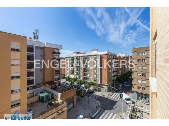 3 magamistoaga korter asukohas Valencia
