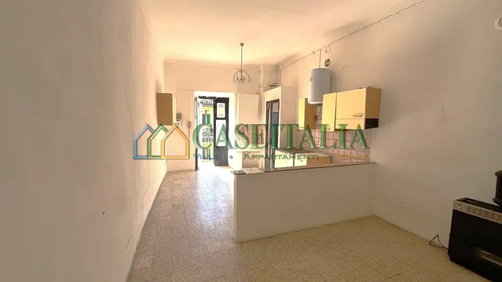 Cuisine - Apartment for Renovation in Ivrea