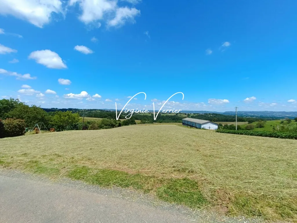 Aed - Constructible Plot with South Exposure in Saint-Cyprien