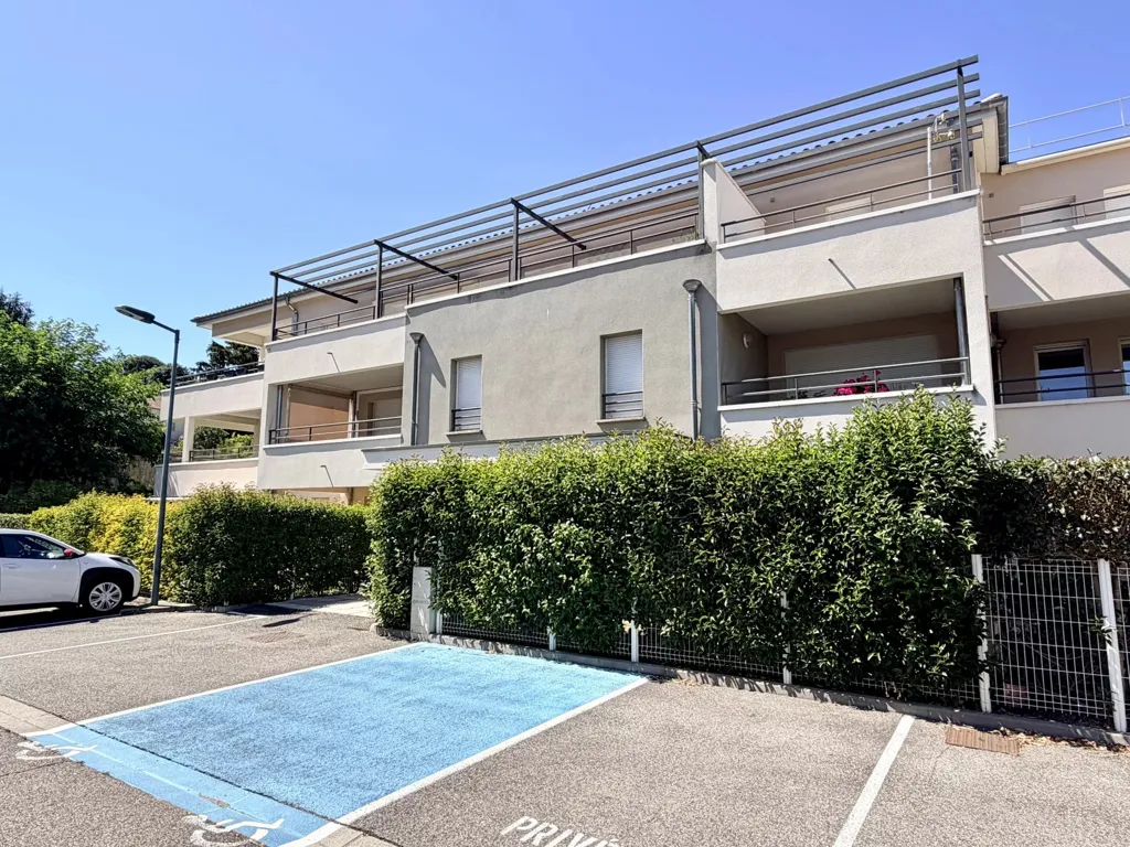 Esterno - 3-Bed Apartment with Terrace in Saint-Péray