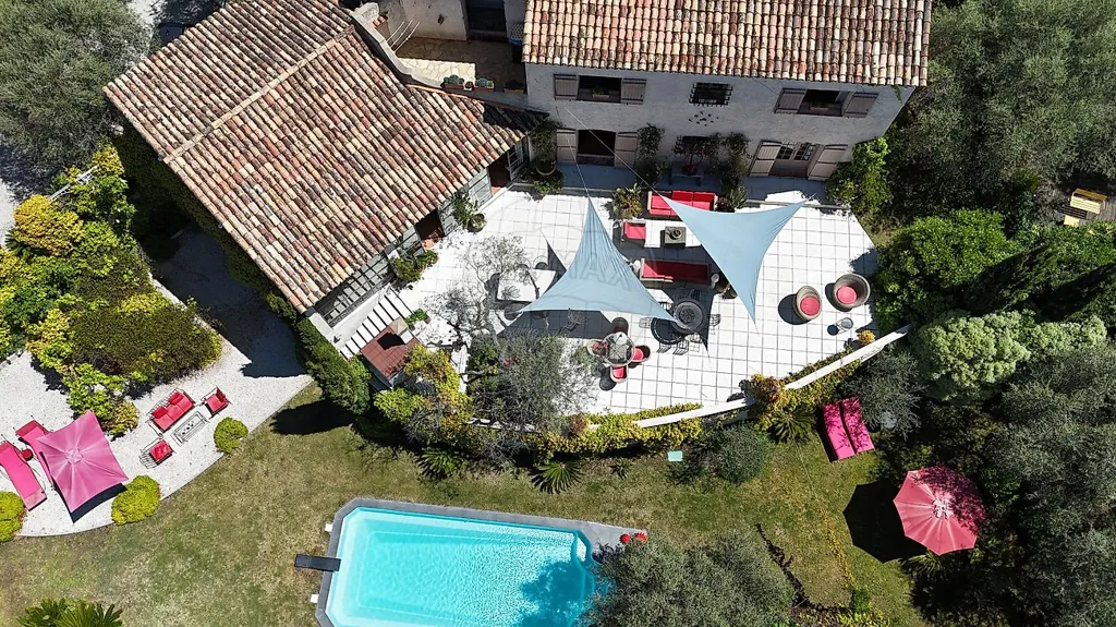 Õhuvaade - Character Mas with Pool in La Roquette-sur-Var