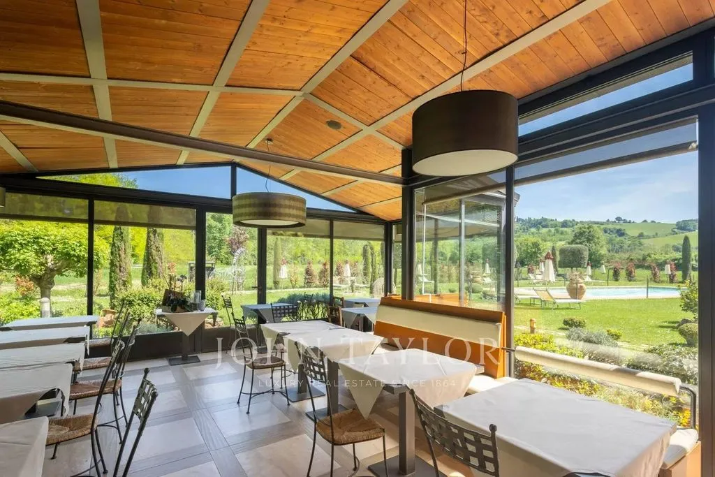 Terrazza - Boutique Hotel with Pool in San Gimignano