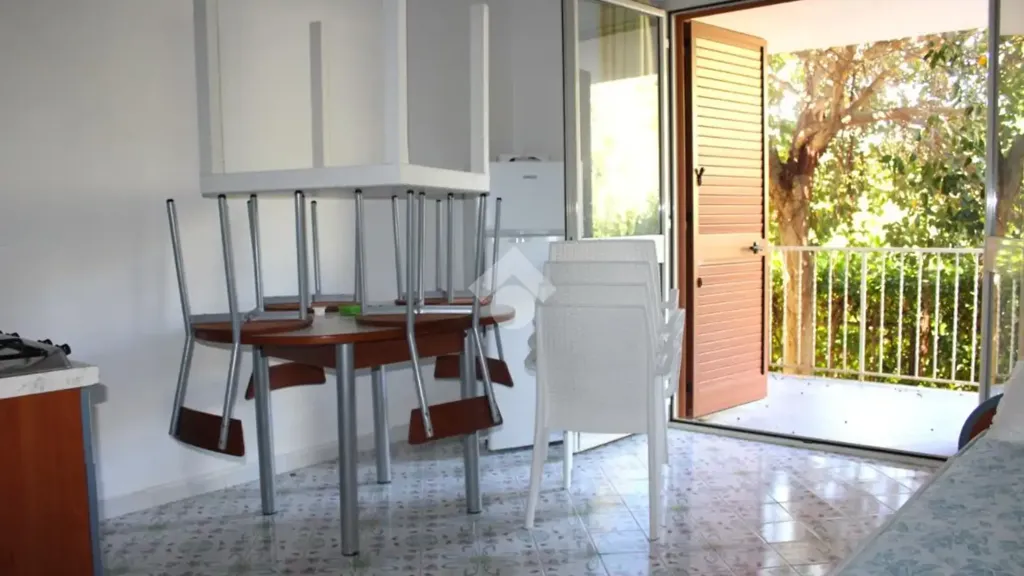 Salle à manger - Apartment with Terrace in Belvedere Marittimo
