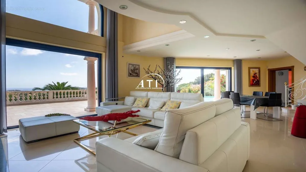 living_room
