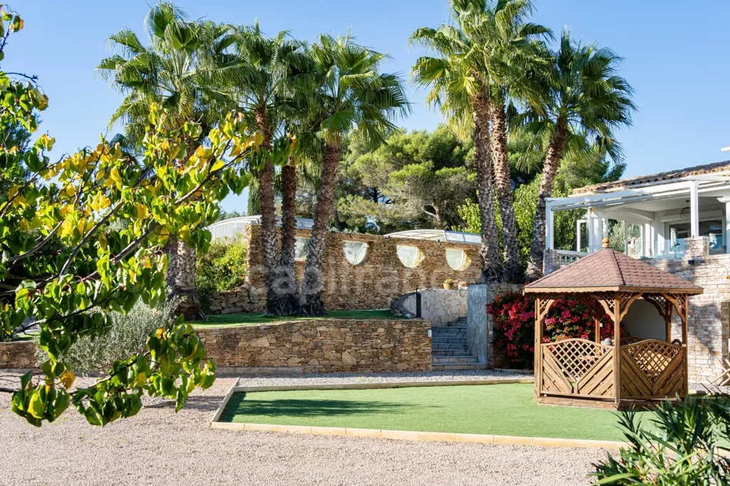 Jardin - Maison avec Piscine et Vue Mer à La Ciotat