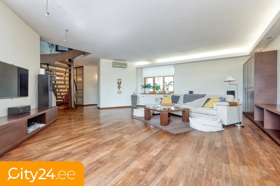 Séjour - Two-Story Apartment with Terrace in Riga Centre