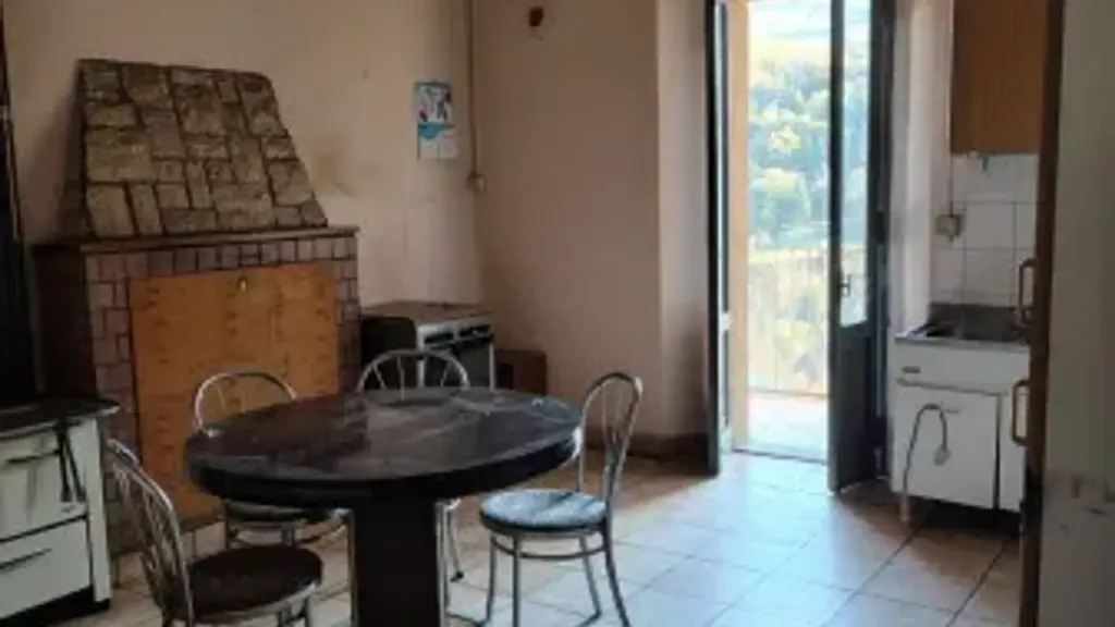 Köök - Apartment with Hill View in Castel Del Rio