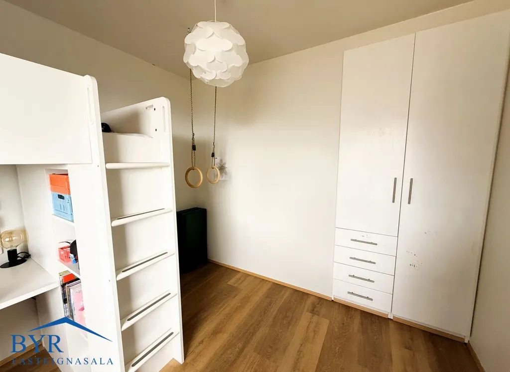 Chambres - Appartement 5 pièces à Neskaupstaður