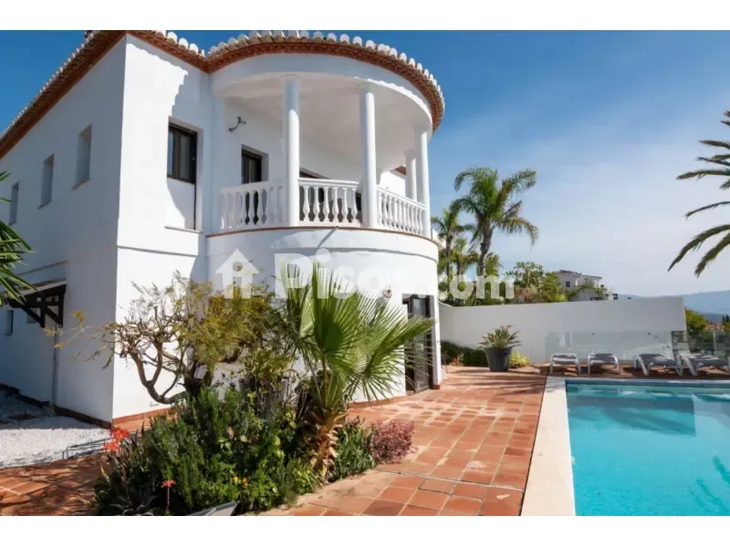 Bassein - Chalet with Sea Views in Salobreña