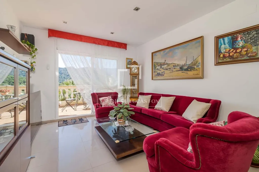 Séjour - Detached House with Pool in Vilassar de Dalt
