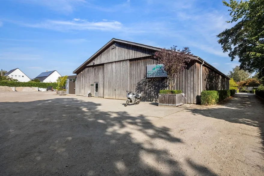 Välivaade - Estate with Office and Stables in Myrup