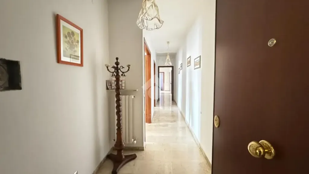 Entrée - Apartment with Terraces in Cosenza