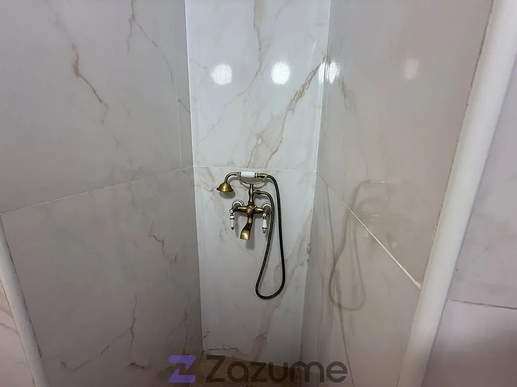 Bathrooms - Furnished Flat in Arrecife, Lanzarote
