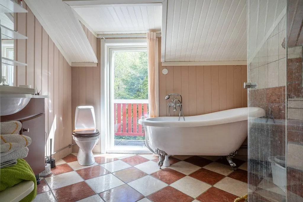 Vannitoad - Red Villa with Garden in Bengtsfors