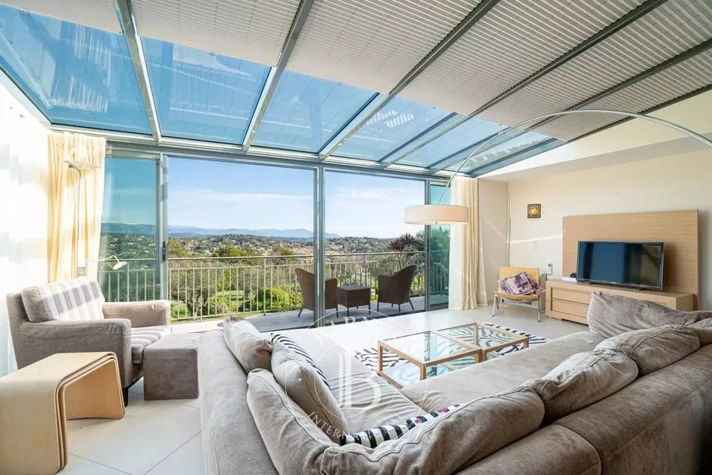 Elutuba - Luxury Villa with Pool in Valbonne