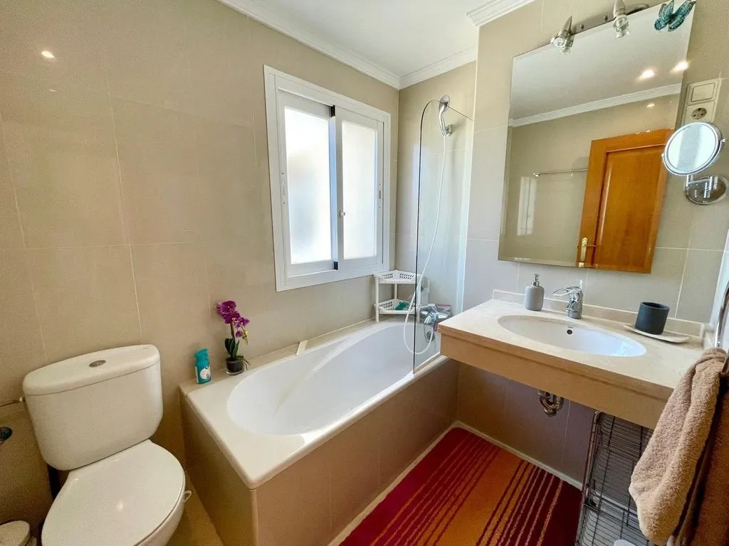 Vannitoad - Luxury Flat with West Terrace in Mijas