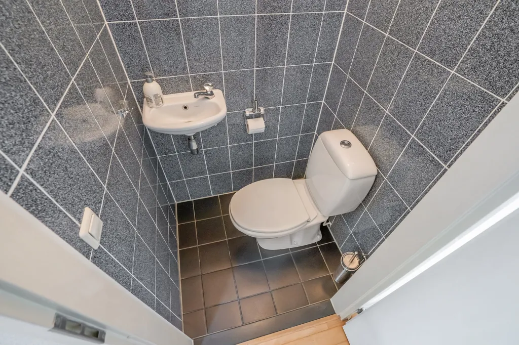 Salles de bain - Waterfront 2-Under-1-Cap Villa in Rokkeveen Zuid