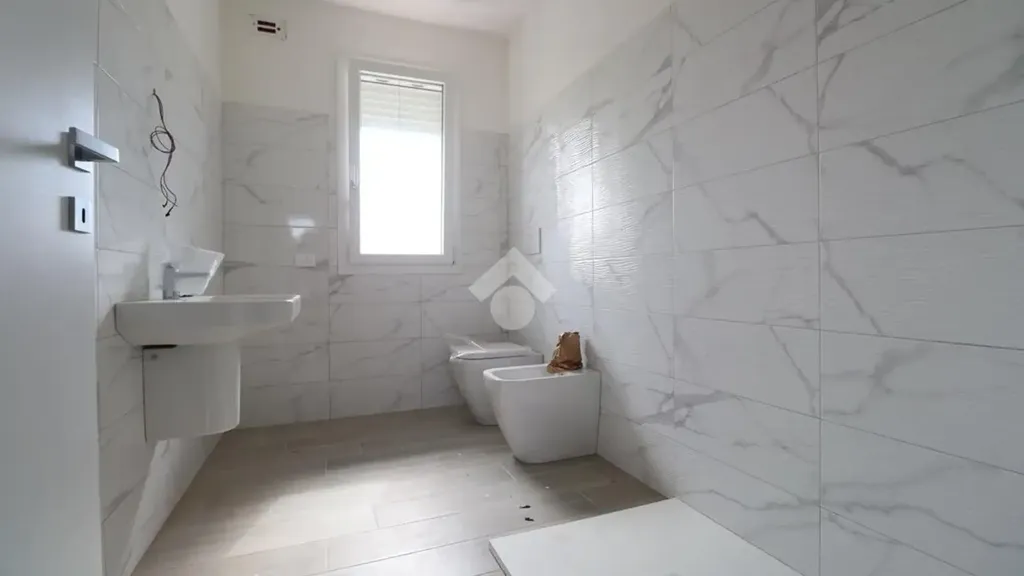 Badezimmer - New Villa with Solar Panels in Roverbella