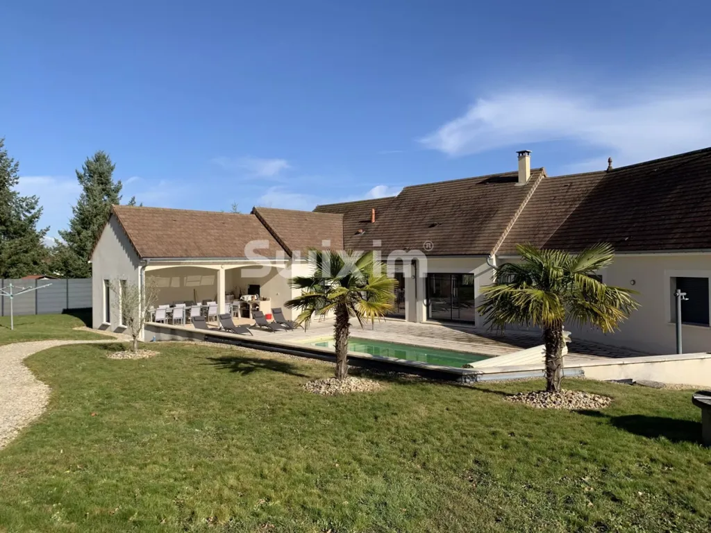 Välivaade - Contemporary Villa with Pool in Chaudenay