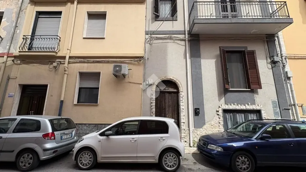 facade
