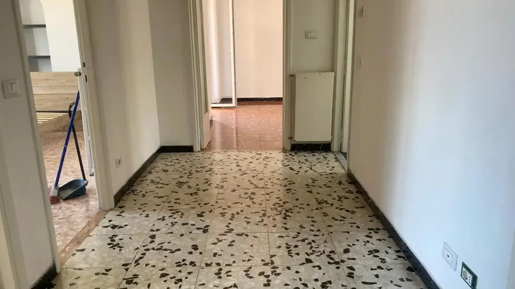 Esik - Bright Apartment with Terrace in Centocelle, Rome