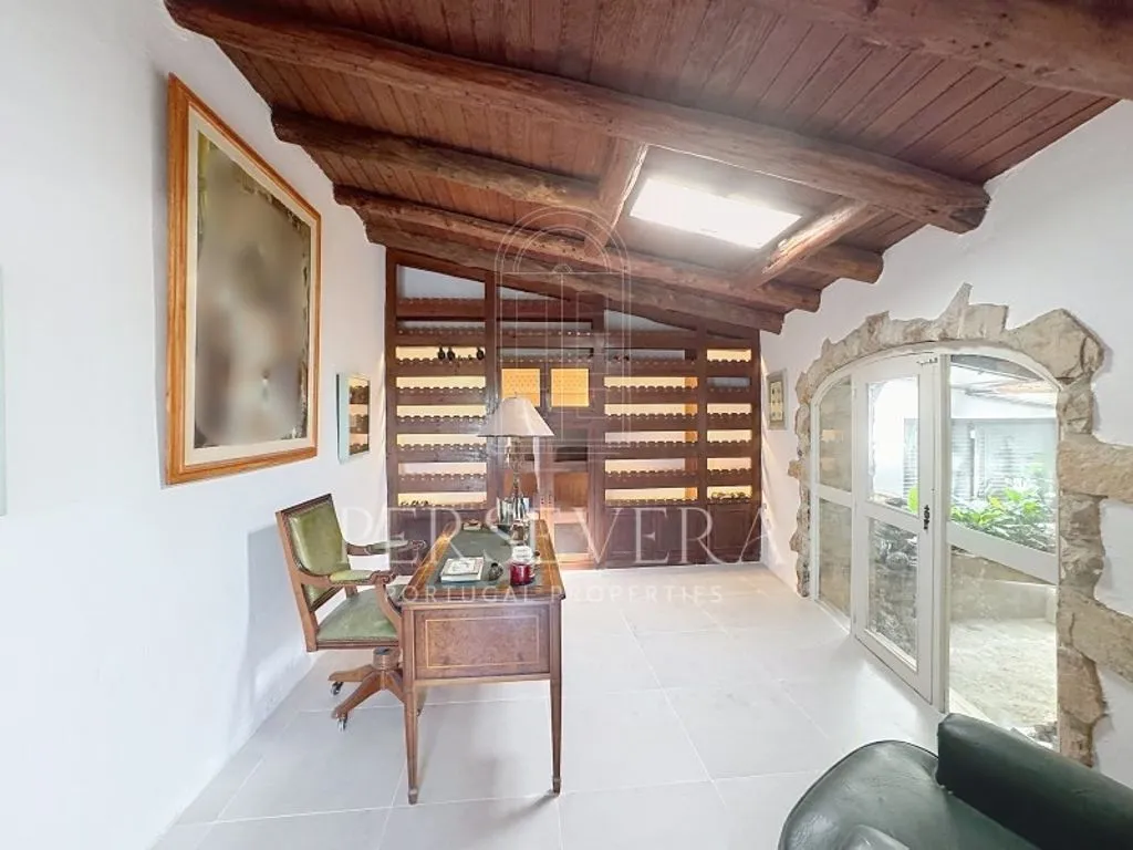 Kabinet - Villa with Ocean Views in Biscaia, Cascais