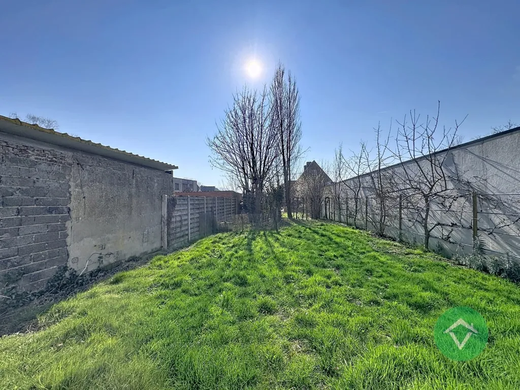 Aed - House with Garden in Lichtervelde