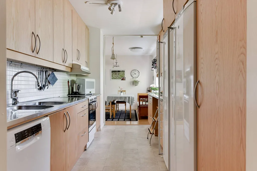 Cuisine - Apartment with Balcony in Brf Ersängen