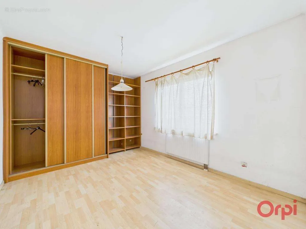 closet_dressing