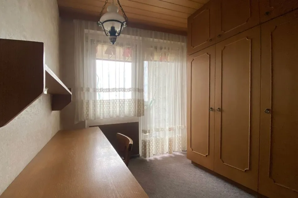 Bureau - Apartment with Loggia in Central Linz
