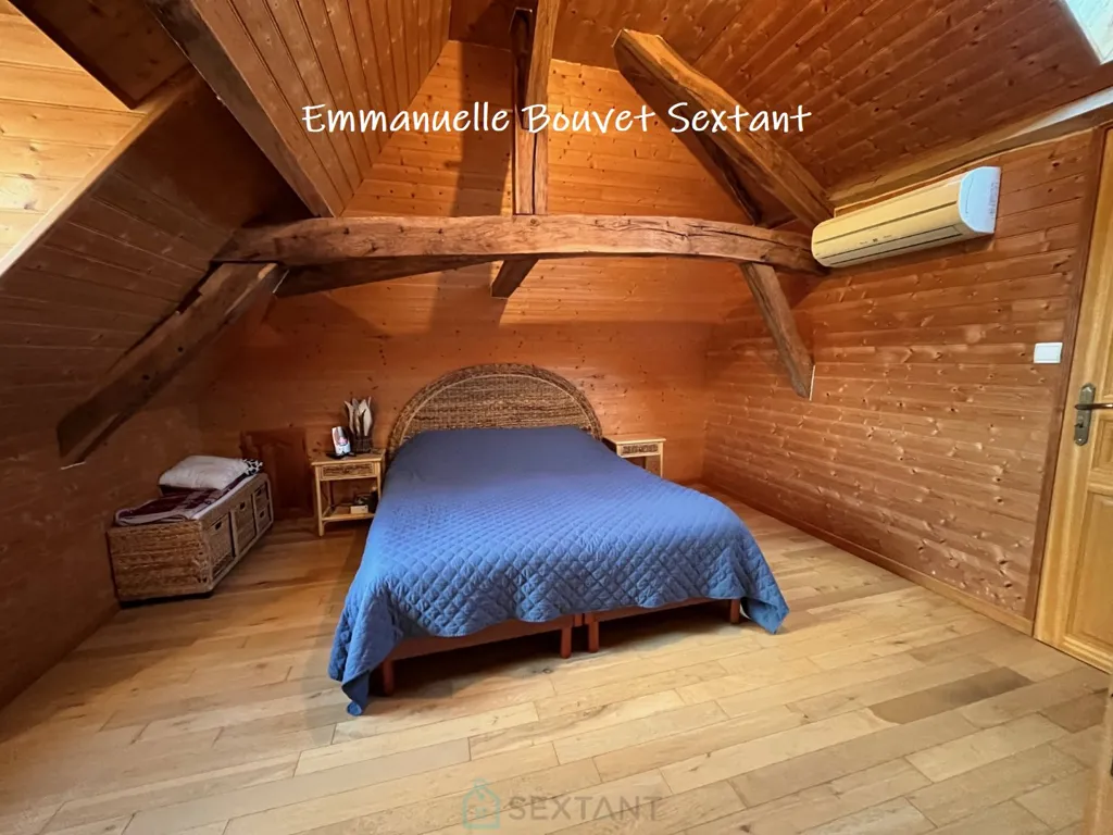 Chambres - Maison Périgourdine avec Gîte à Convertir près de Bergerac