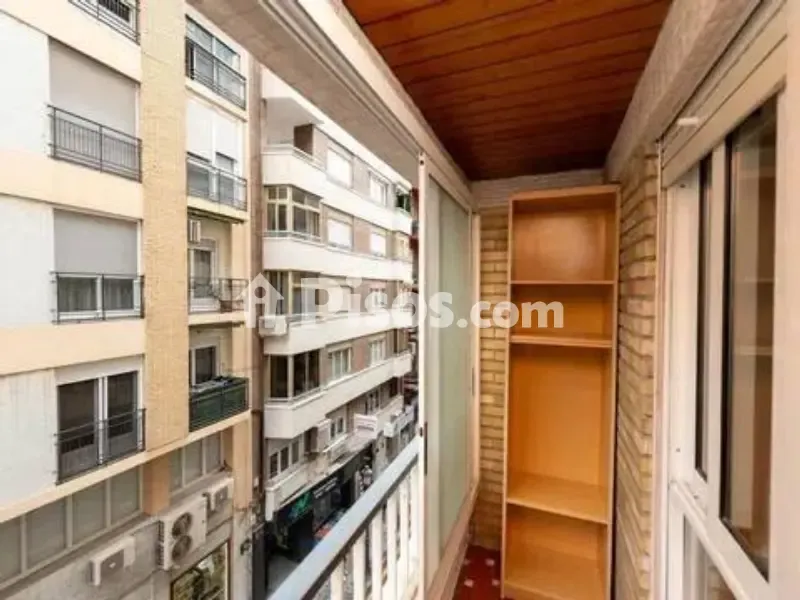 Balcone - Classically Styled Flat with Balcony in Traditional Centre