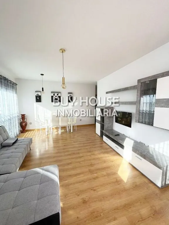 Apartment with Terrace in Magán