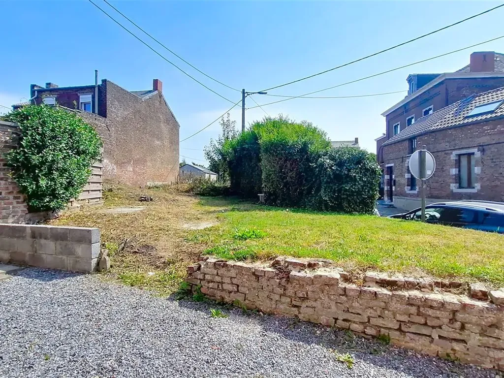Aed - Practical House with Garden in Colfontaine
