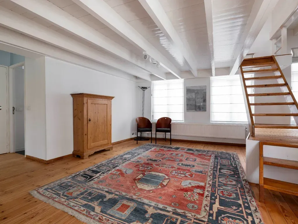 Elutuba - Commercial Property with Apartment in Turnhout Centre