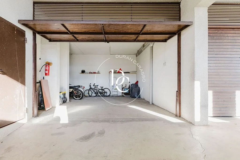 Garage - Luxury Villa with Mountain Views in Ger