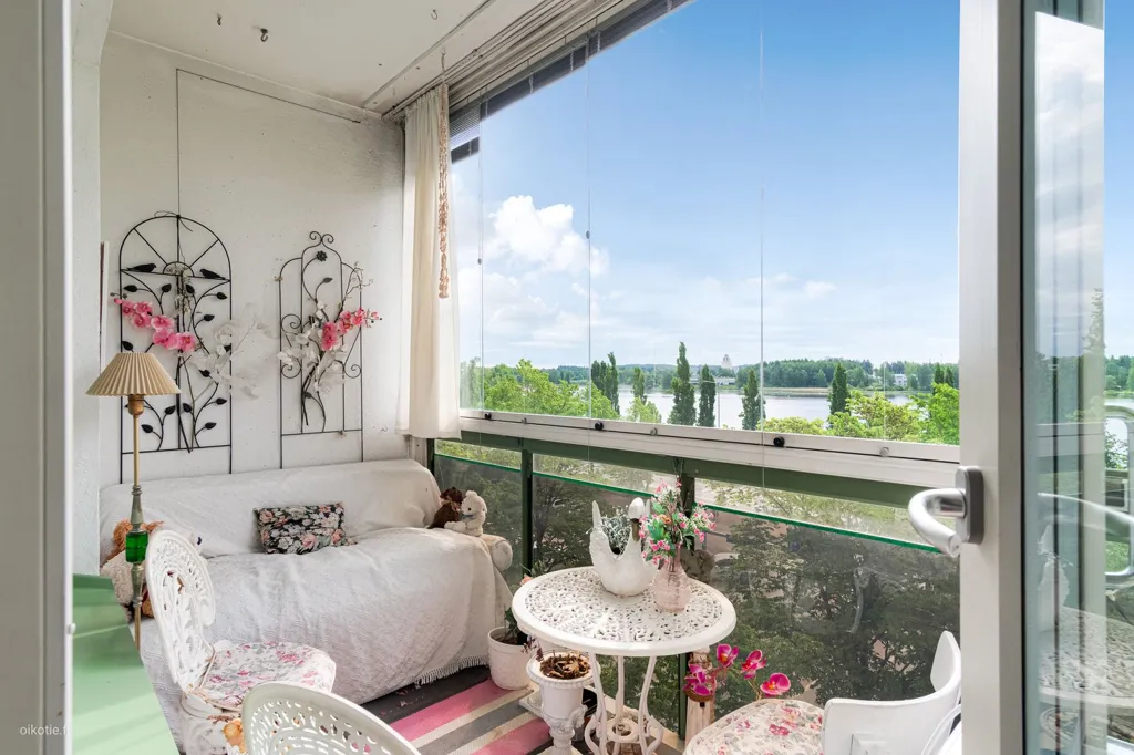 Balcony - City Centre Apartment with Balcony in Helsinki