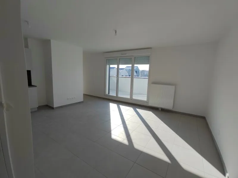 Toad - Modern Flat with Balcony in Saran