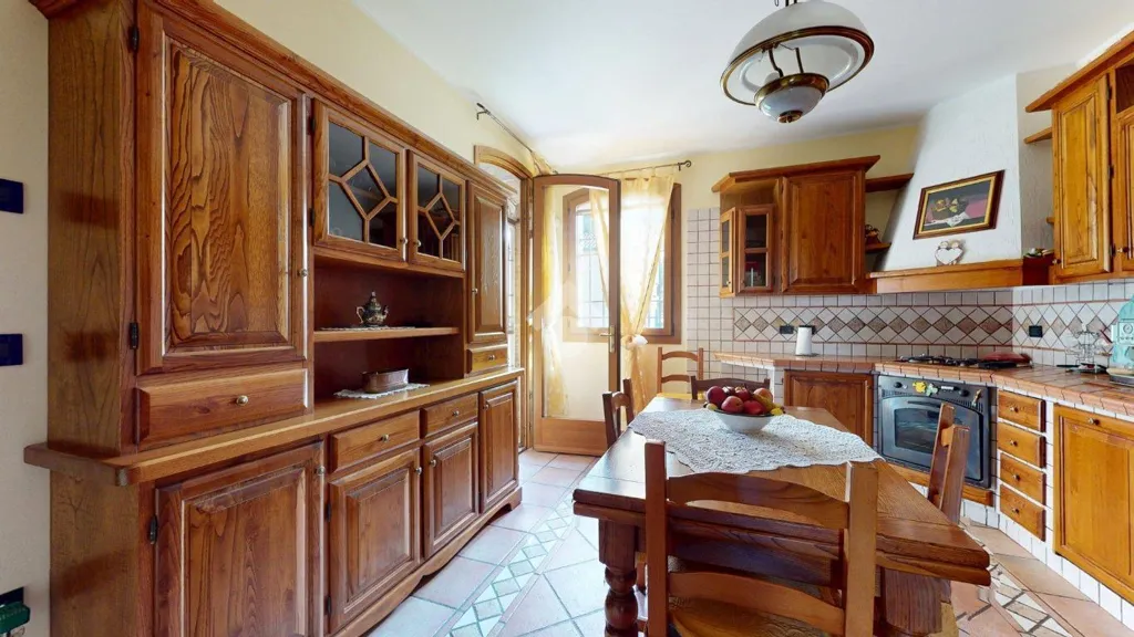 Villa with Private Garden in Cento