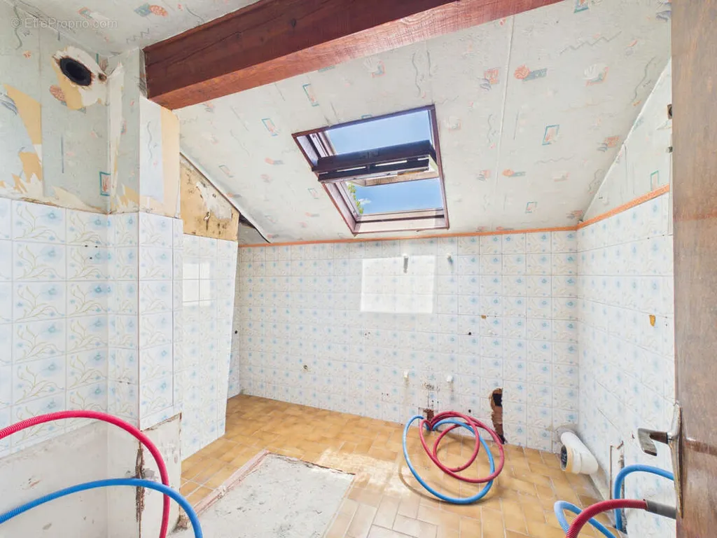 Bagni - Three-Level House with Terrace in Chambéry