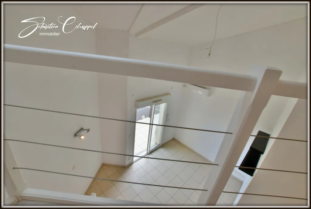 Toad - Pézenas Penthouse Flat with Mezzanine