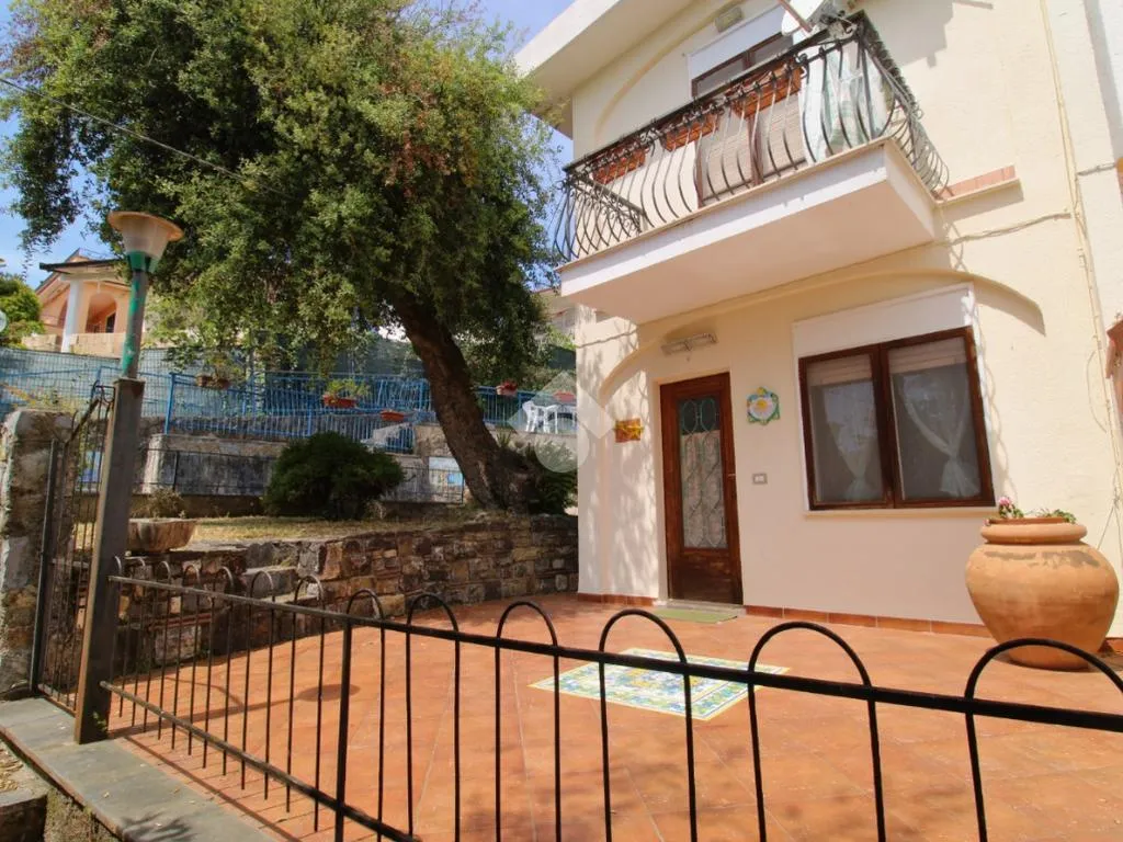 Extérieur - Duplex with Private Garden in Villammare