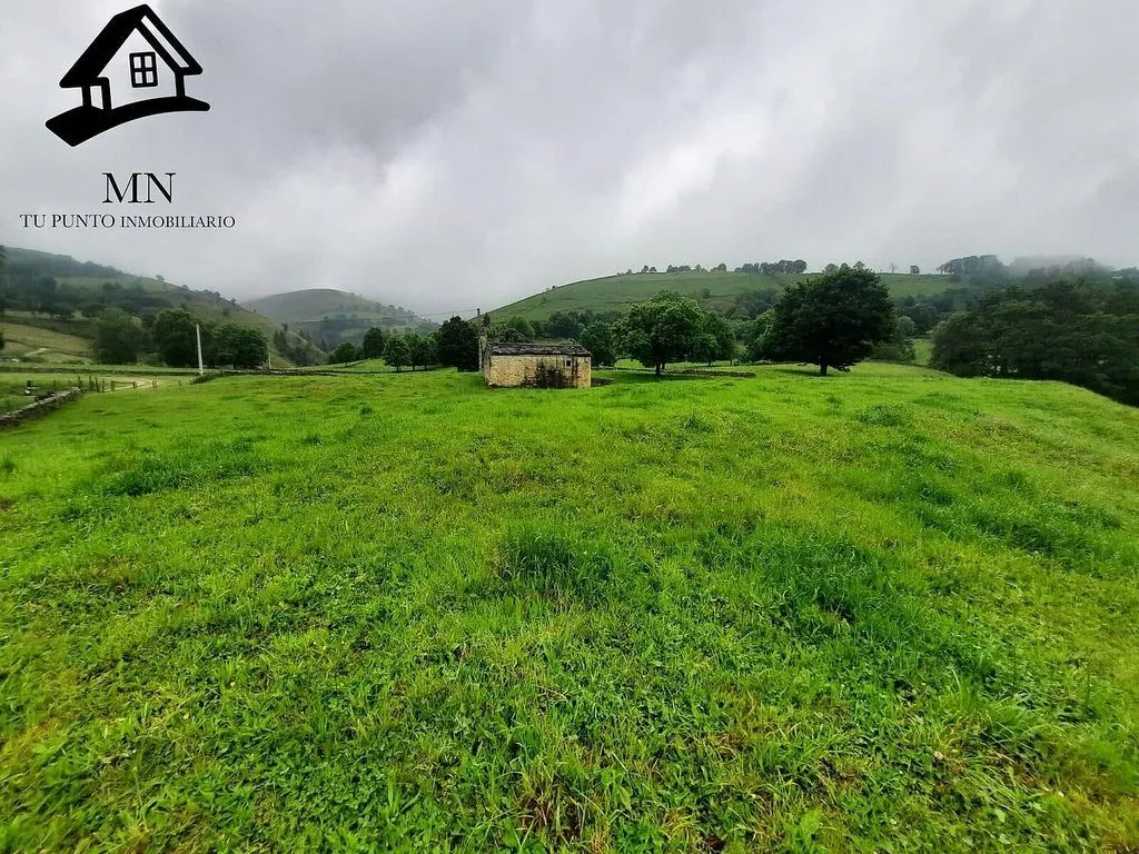 Aed - Rustic Farm Complex with Cabañas in Valles Pasiegos