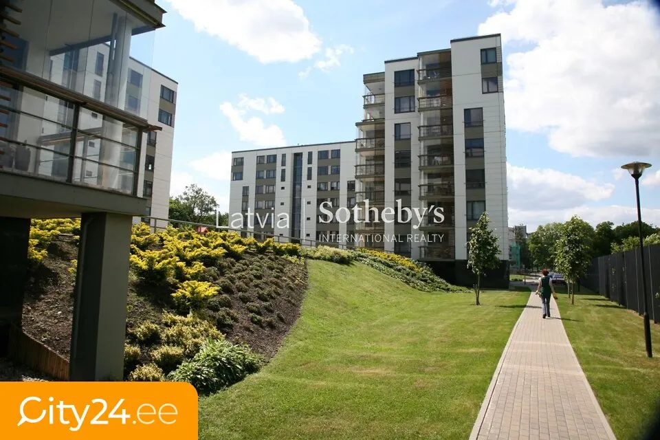 Aed - Apartment with Fireplace in Riga Centre