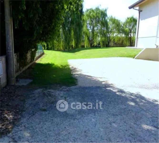 Exterior - Ground Floor Apartment with Garden in Brugnera
