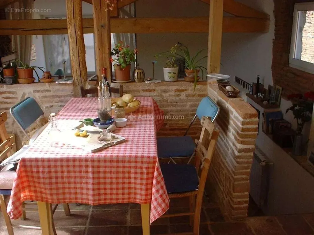 Rental Building in Gaillac Centre