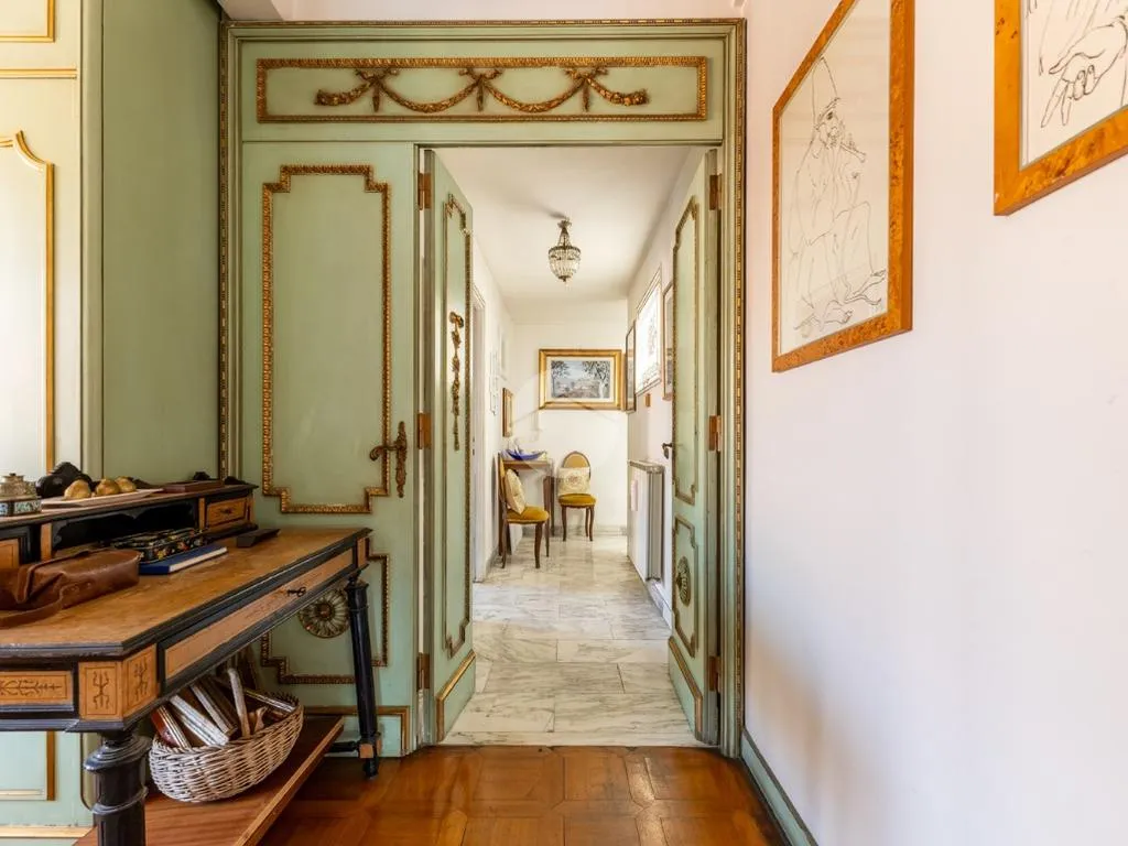 Hallway - Penthouse with Park Views in Ardeatino