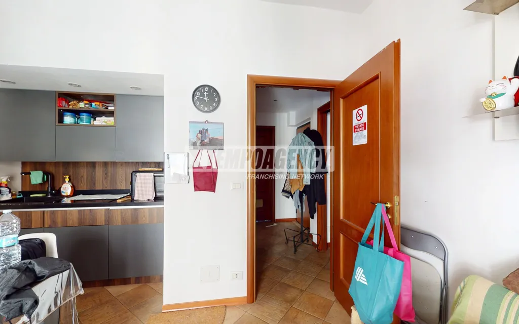Köök - Bright Apartment with Metro Access in Turin